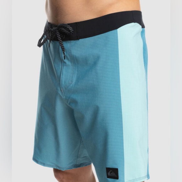 NWT Quicksilver Highlite Arch 19 Boardshorts - Picture 2 of 11